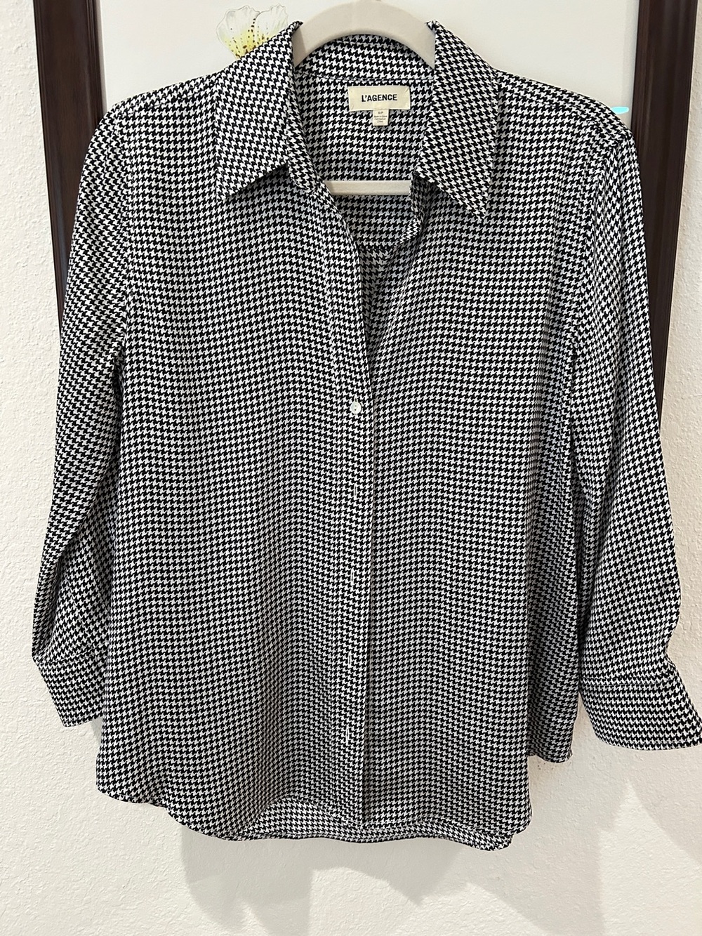 L'AGENCE Dani Black & White Houndstooth Button-Up Blouse